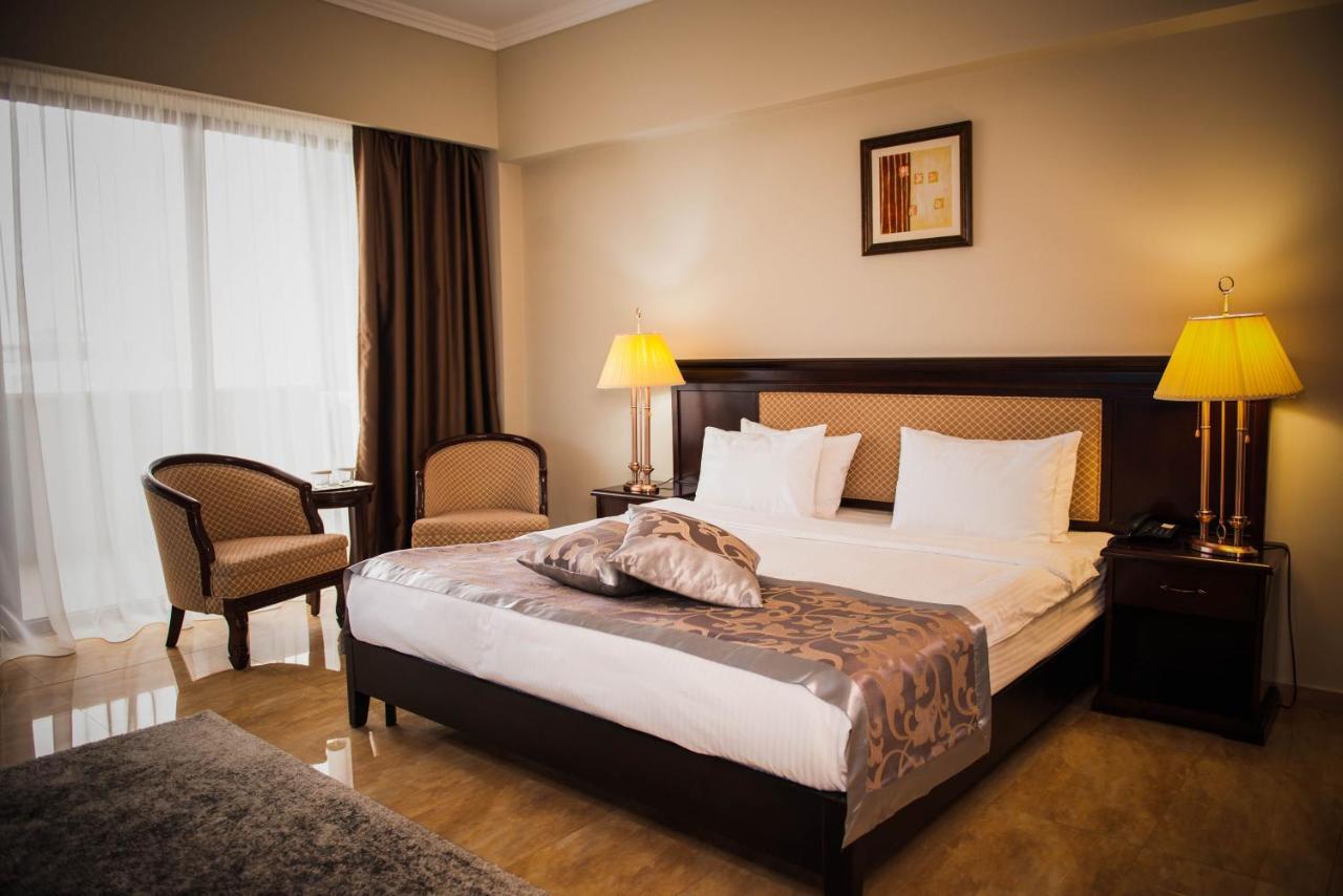 Hotel Del Mar & Conference Center Mamaia Luaran gambar