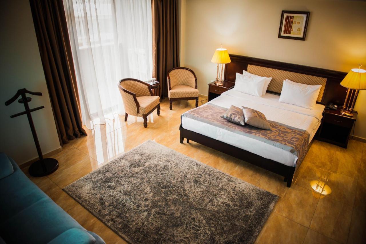 Hotel Del Mar & Conference Center Mamaia Luaran gambar