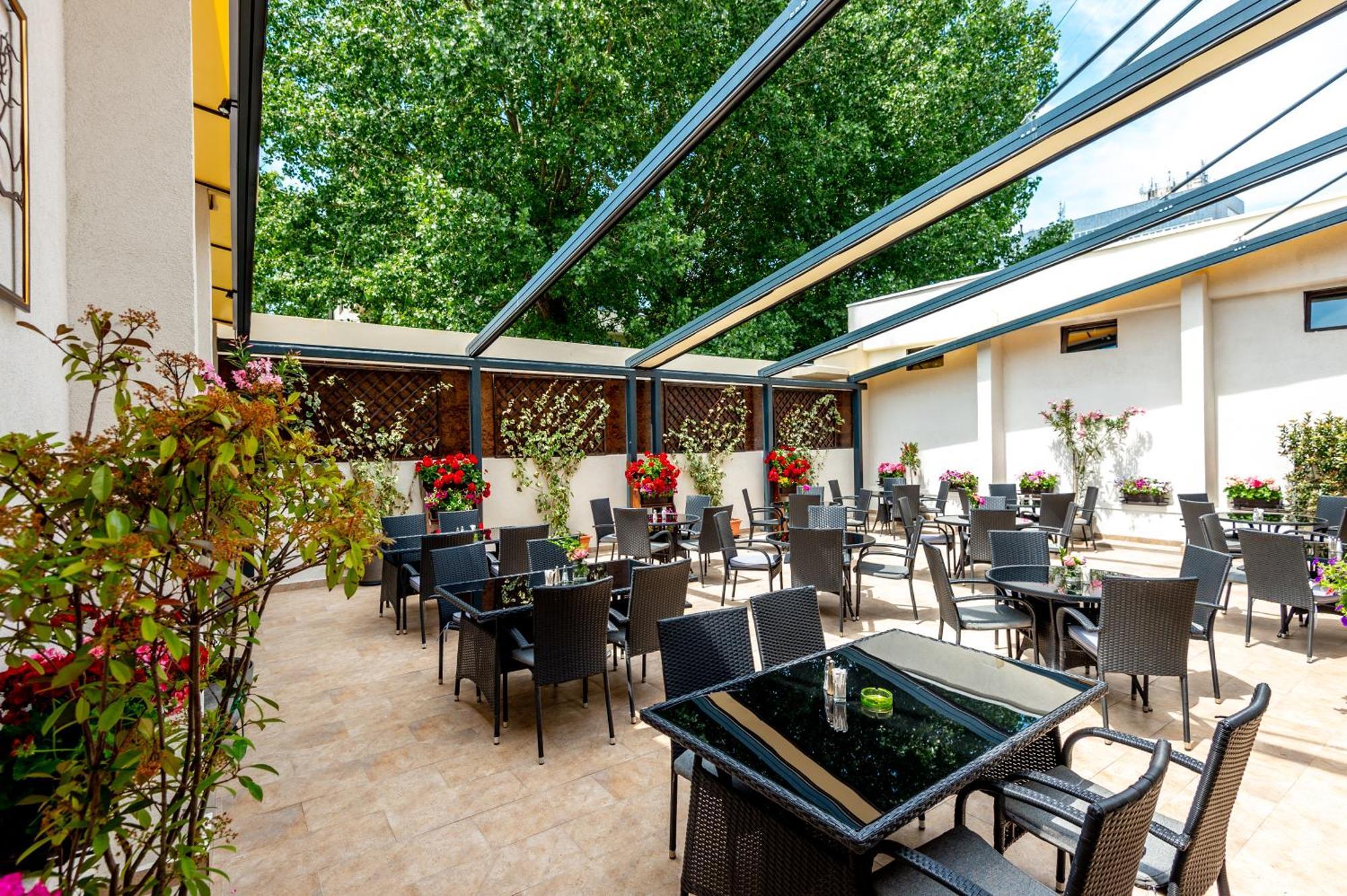 Hotel Del Mar & Conference Center Mamaia Luaran gambar